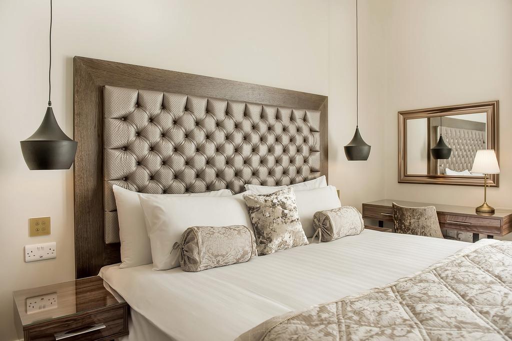 The Lansbury Heritage A Sunday - Canary Wharf 4* Londres